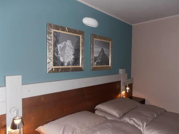 Hotel Lyskamm Breuil-Cervinia Εξωτερικό φωτογραφία